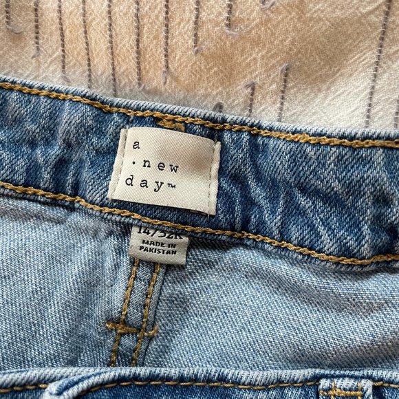 Wide leg high-rise jeans - Picture 3 of 6